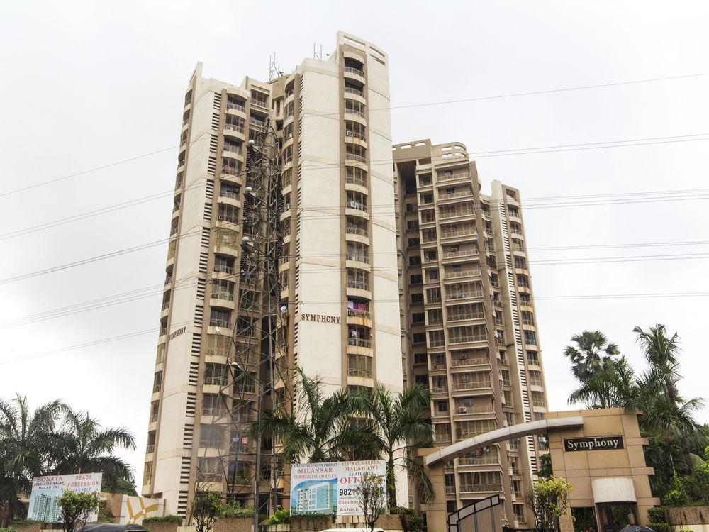 Oyo Apartments Link Road Mālād Esterno foto